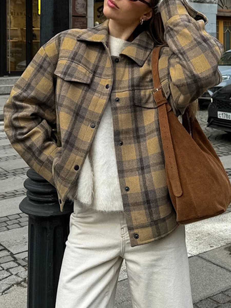 Classic Plaid Jacket Urban Chic for Cool Casual Days